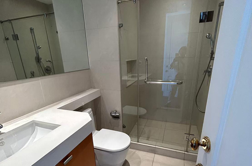 Condominium in Ploenchit : Athenee Residence 